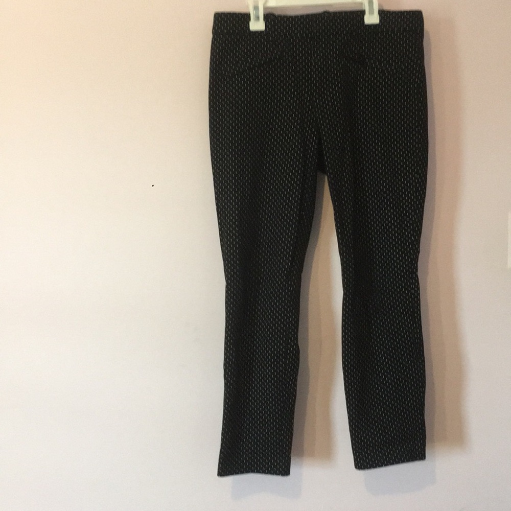 Unused women’s polka dot Capri pants